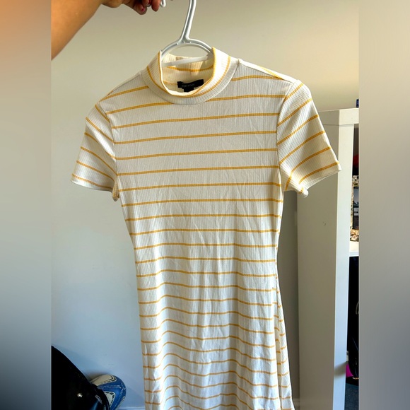 DRESS FOR SALE - Picture 1 of 1